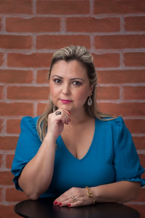 Carla Siqueira
